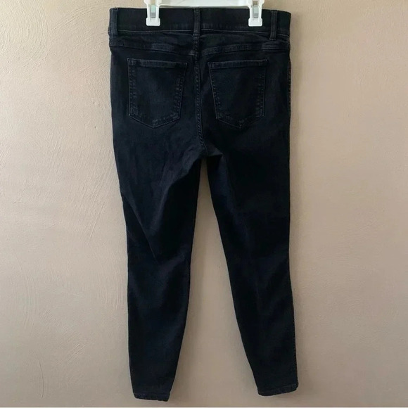 Spanx Ankle Skinny Jeans in Black Size Medium - Picture 7 of 12